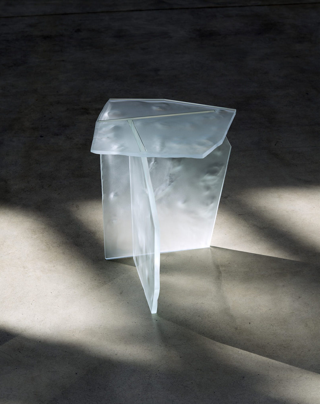 Design as Cultural Encounter: Movimento Gallery and the Narrative of Matter