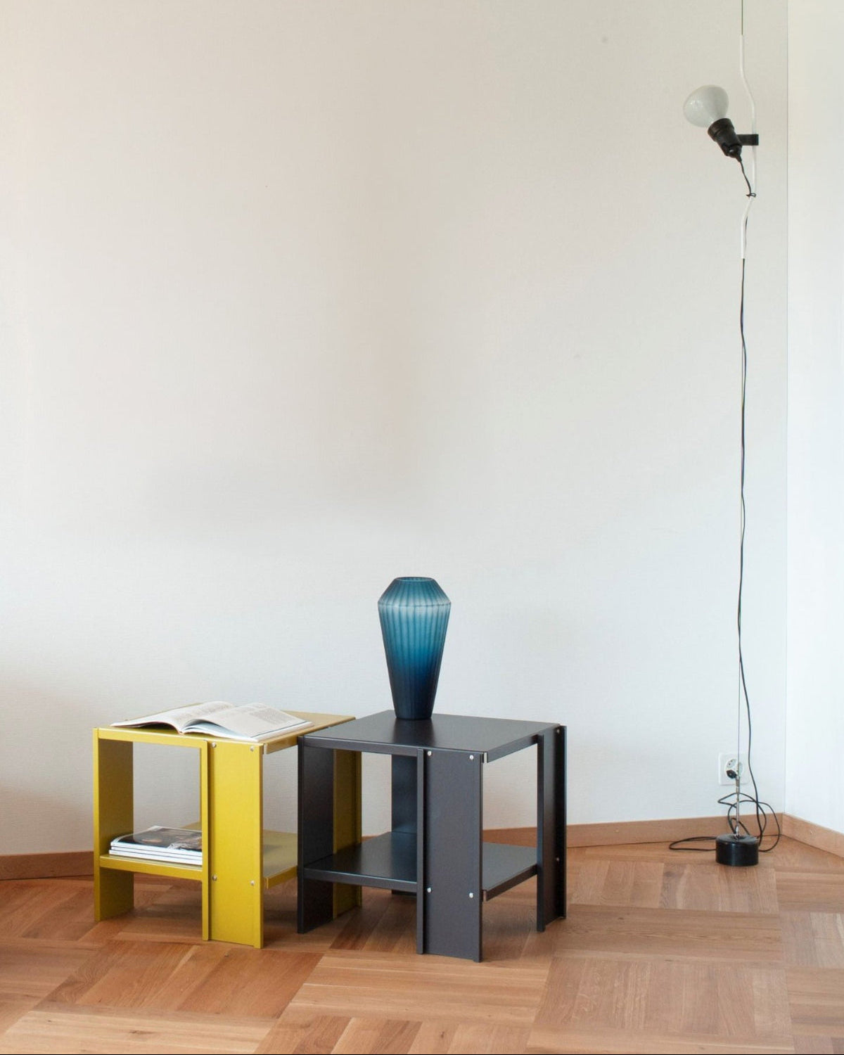 Lehni Side Table – view 6
