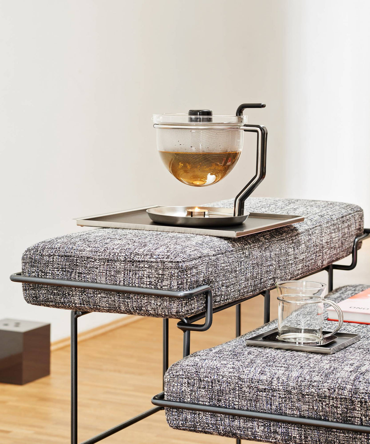 Mono Classic Teekanne mit integriertem Stövchen – Ansicht 3