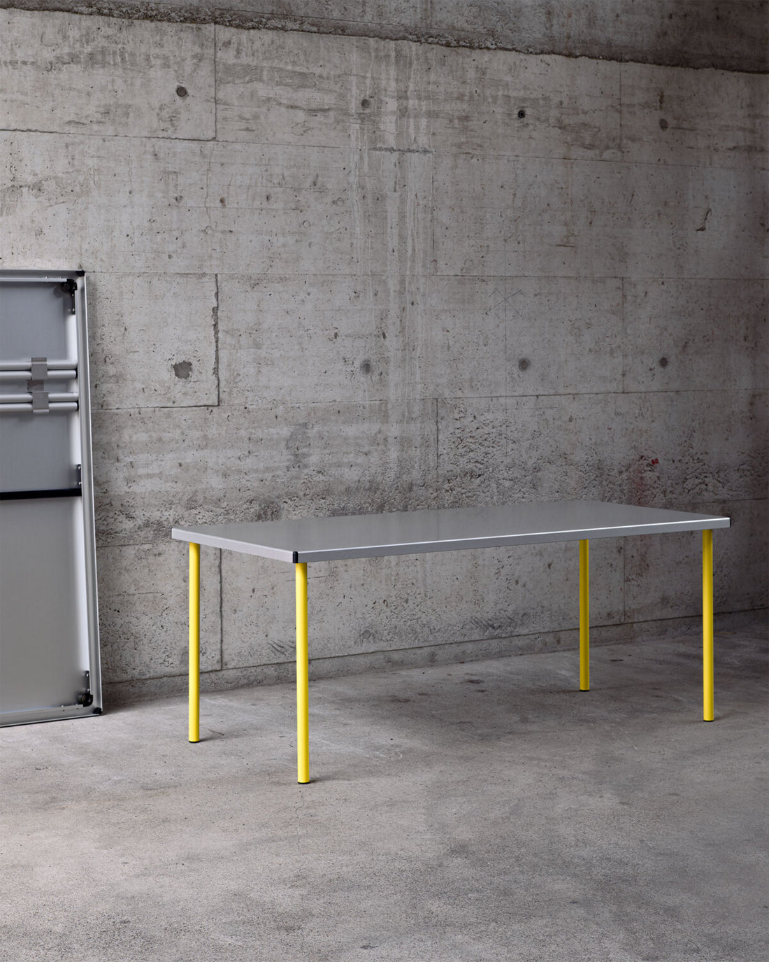 Aluminium Tisch 2