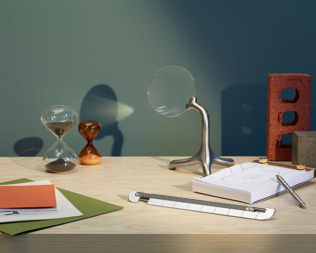 Vera Magnifying Glass – Craighill – view 9
