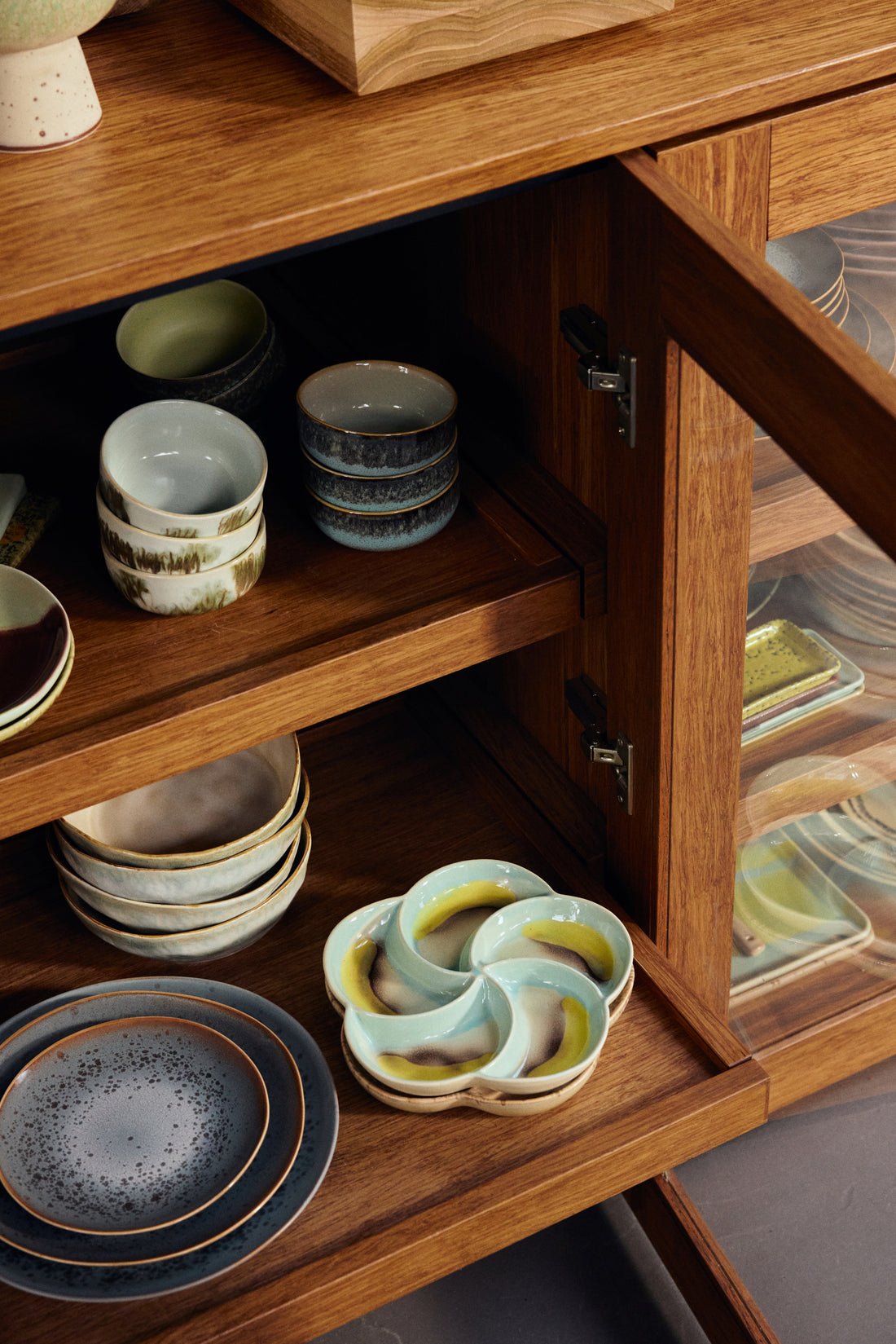 70s Ceramics – Snack Tray, Glint