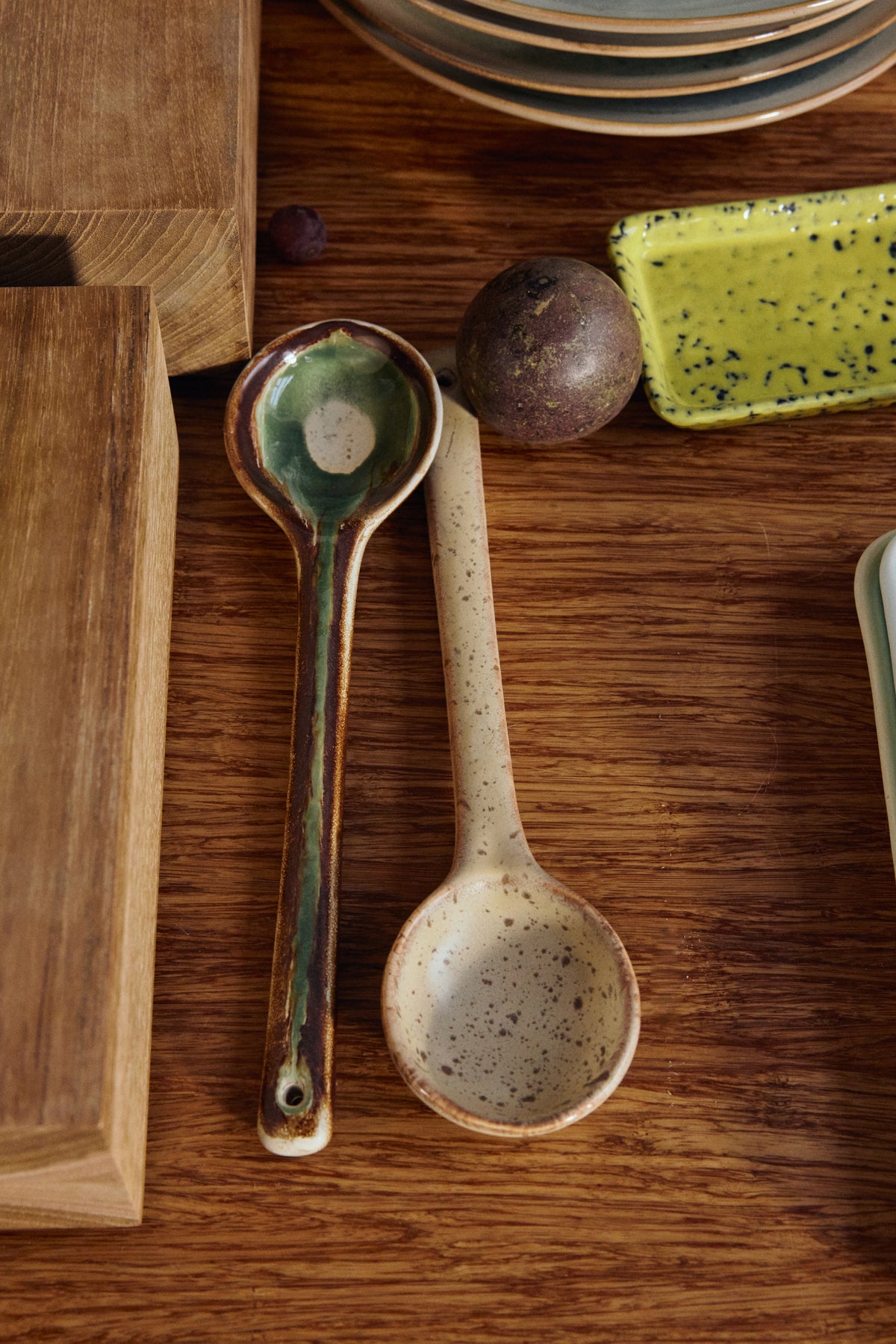 70s Ceramics – Serving Spoons, Hills (set of 2) – HKLIVING – view 5