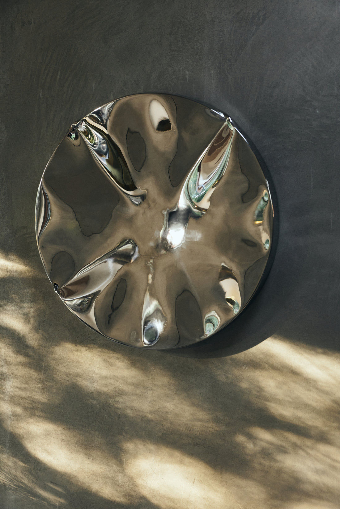 Dent Wandskulptur