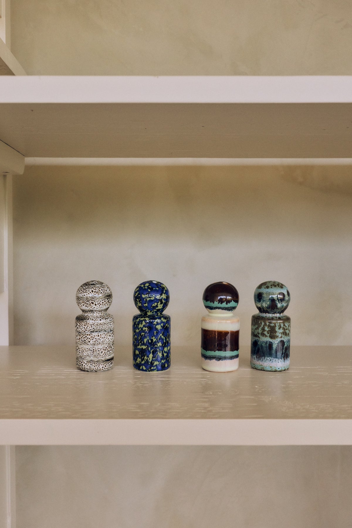 70s Ceramics – Salt & Pepper Jars, Swirl – HKLIVING – view 3