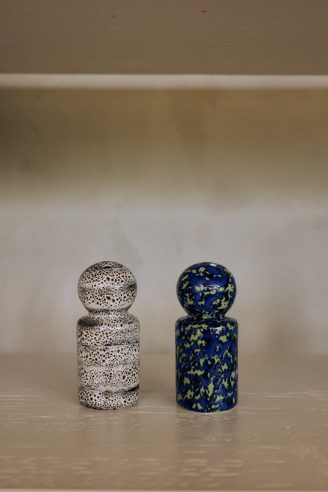 70s Ceramics – Salt & Pepper Jars, Grain