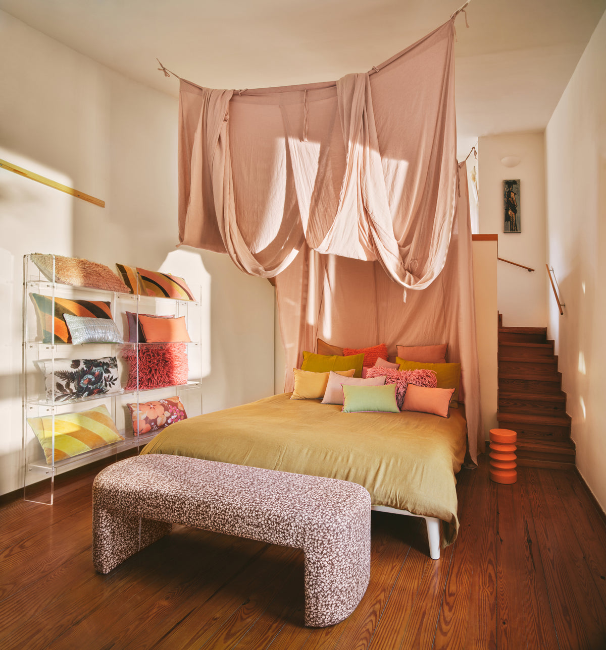 Acrylic Cabinet – HKLIVING – view 11
