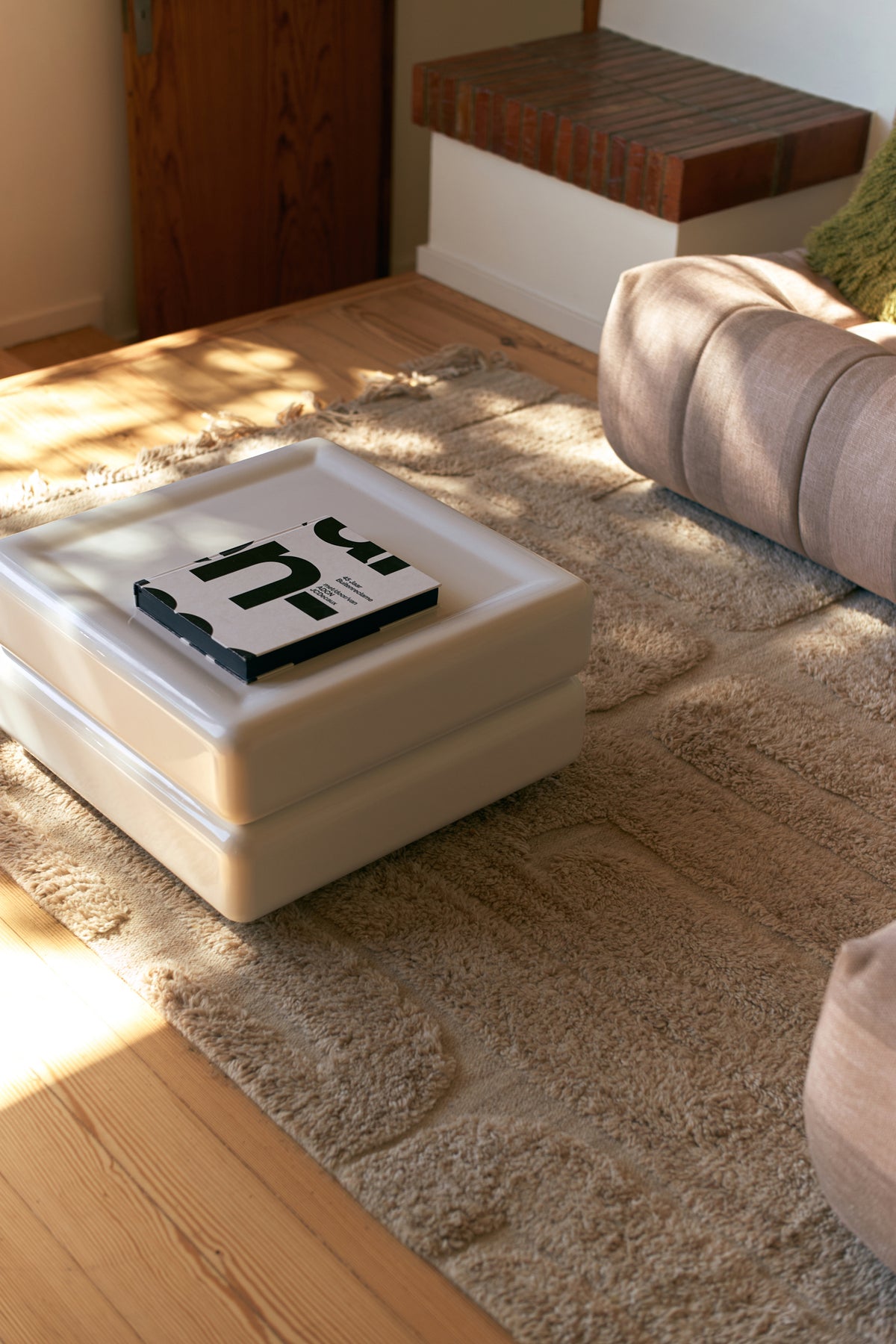 Space Coffee Table – HKLIVING – view 3