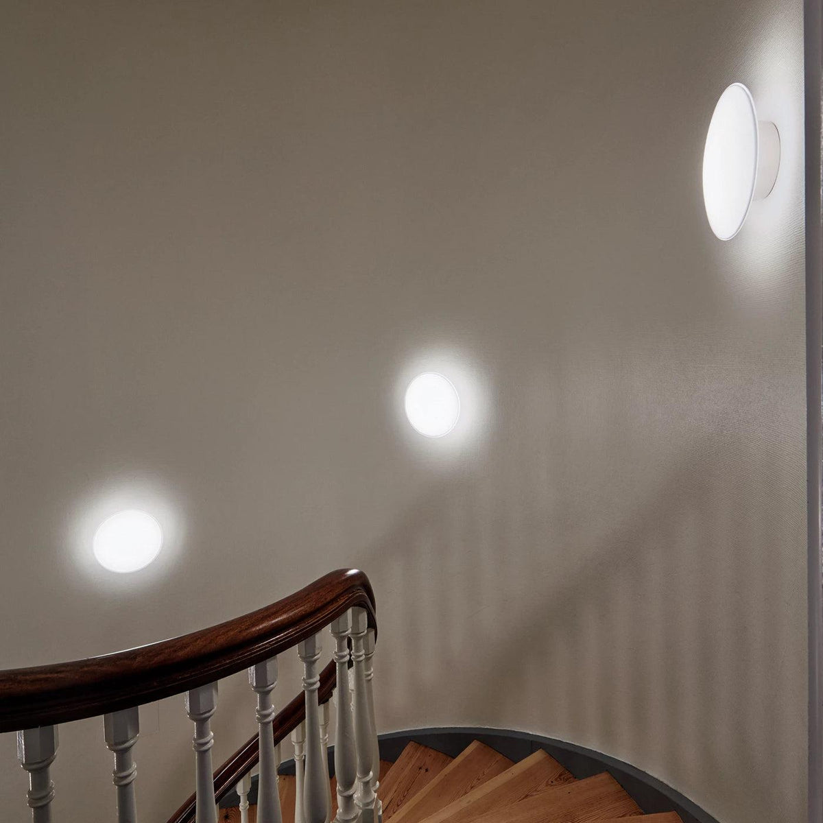 AJ Eklipta Wall Lamp – Louis Poulsen – view 4