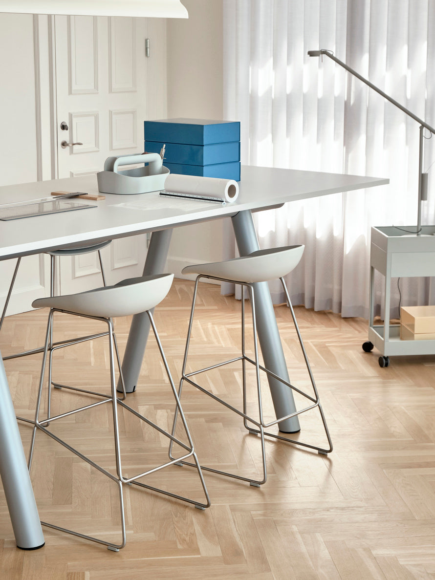 About A Stool AAS 38 – HAY – view 4
