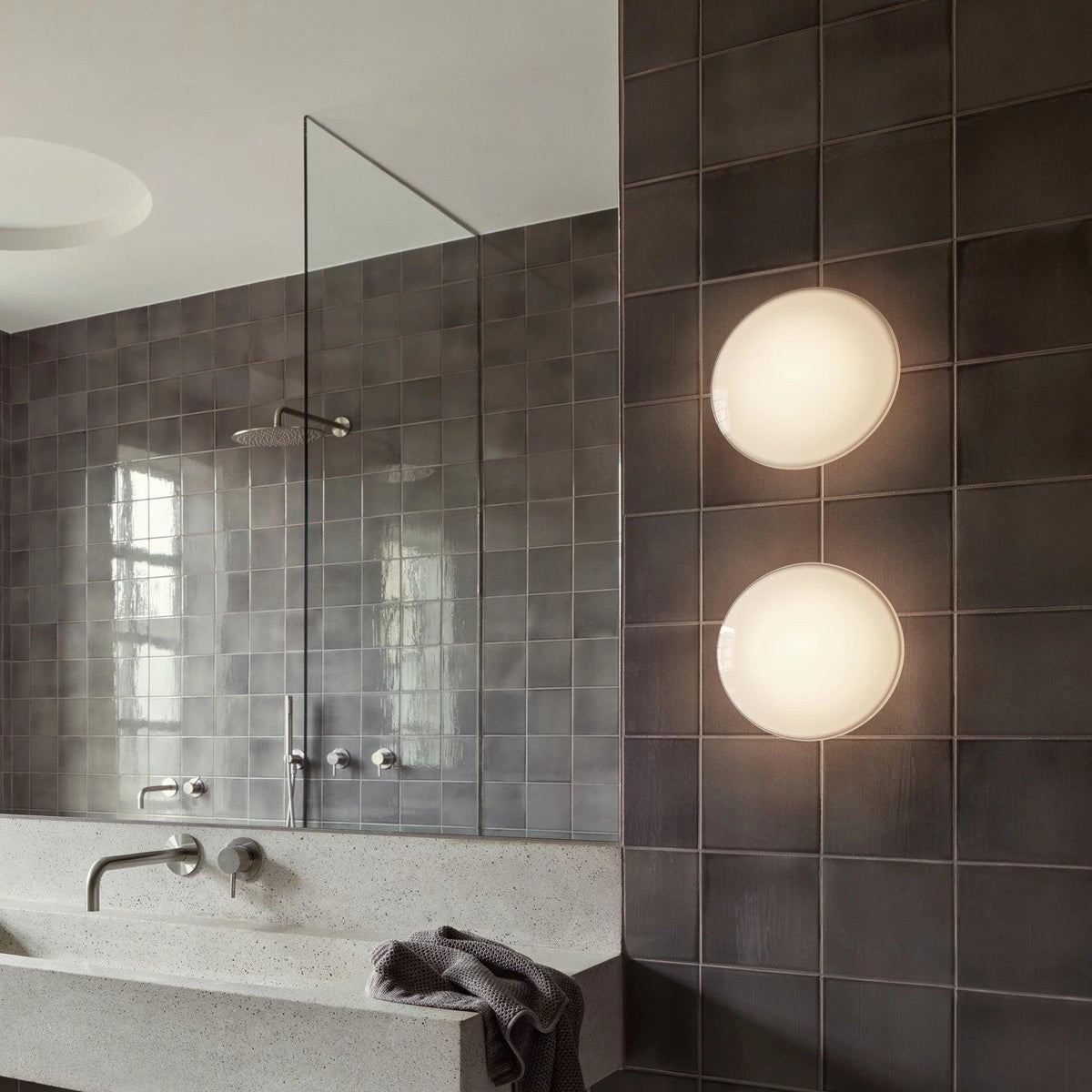 AJ Eklipta Wall Lamp – Louis Poulsen – view 6