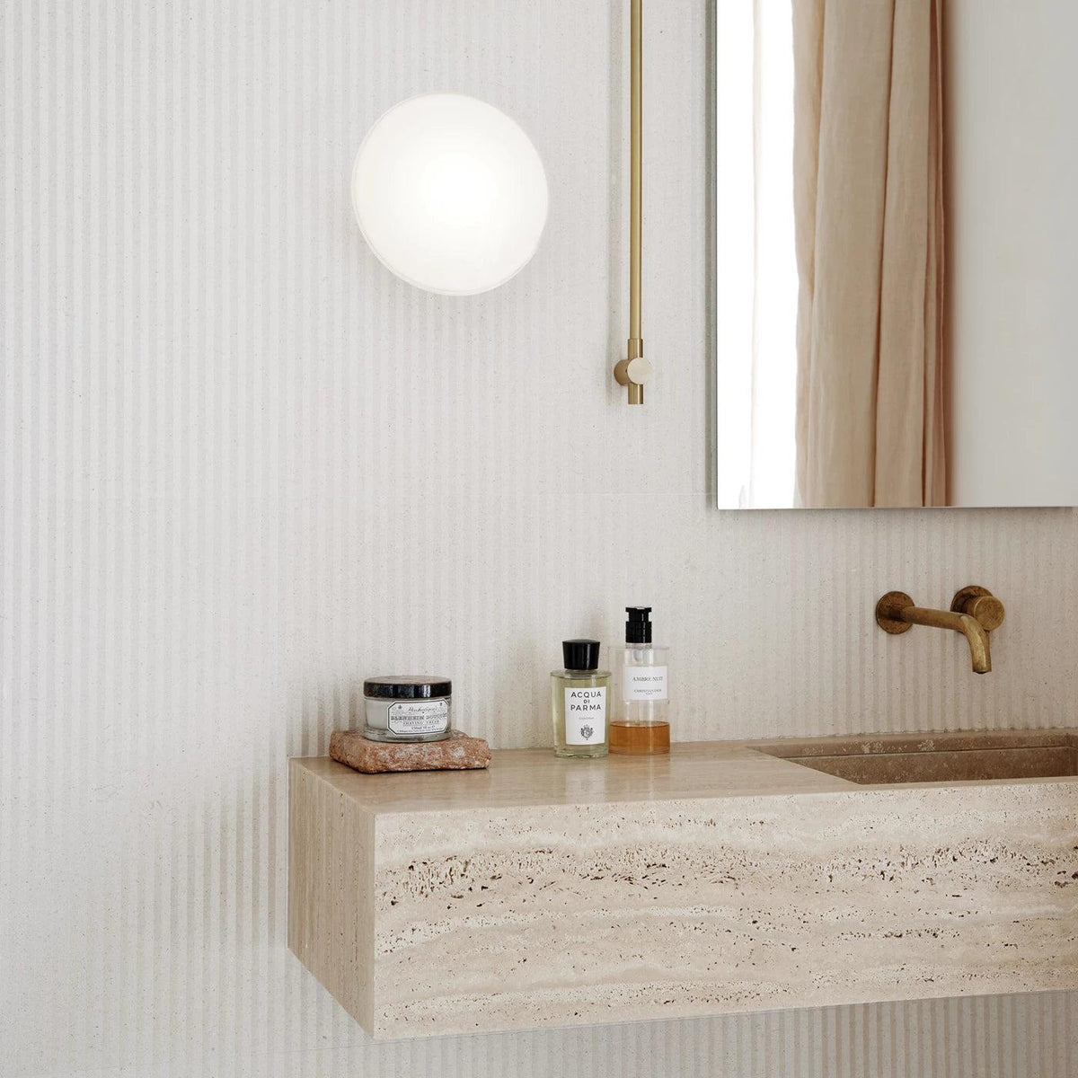 AJ Eklipta Wall Lamp – Louis Poulsen – view 7