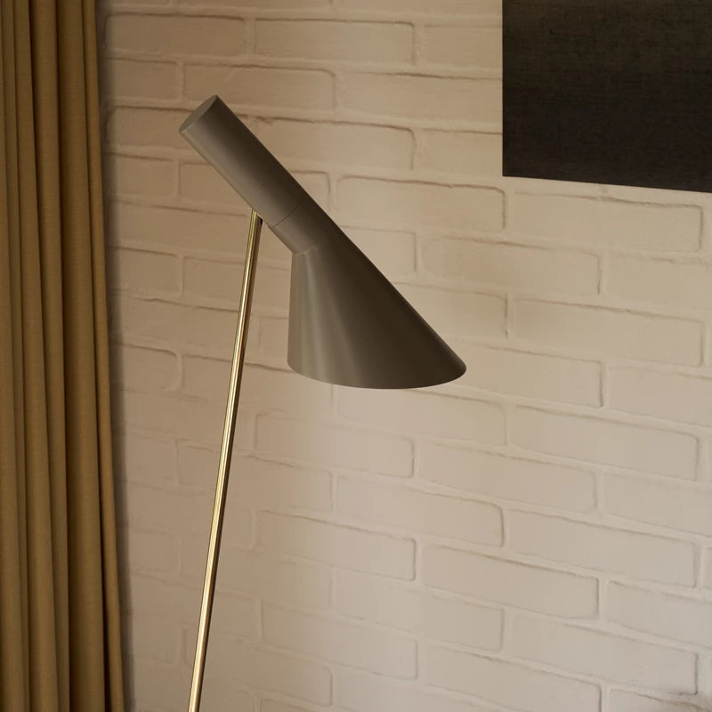 AJ Floor Lamp – Louis Poulsen – view 4