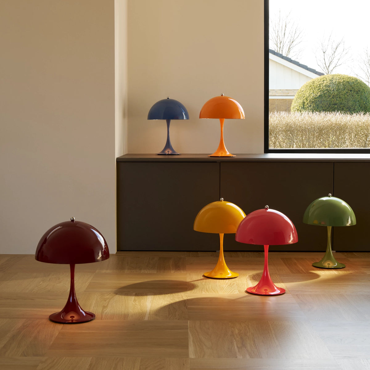 Panthella 250 Portable Lamp – Louis Poulsen – view 5