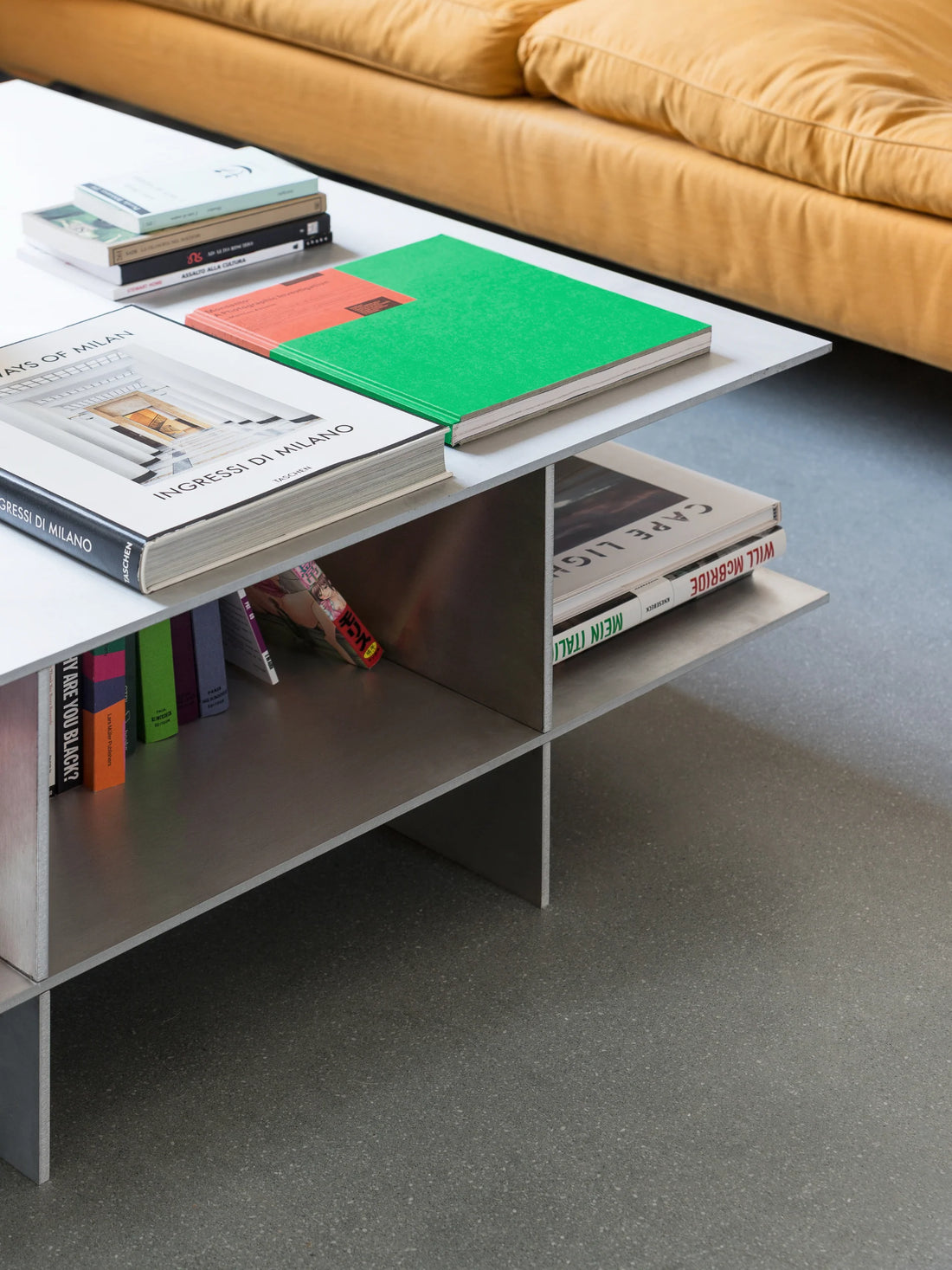 NM08 Coffee Table