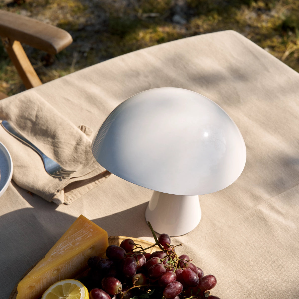 Rumee 220 Portable Akkuleuchte – Louis Poulsen – Ansicht 12