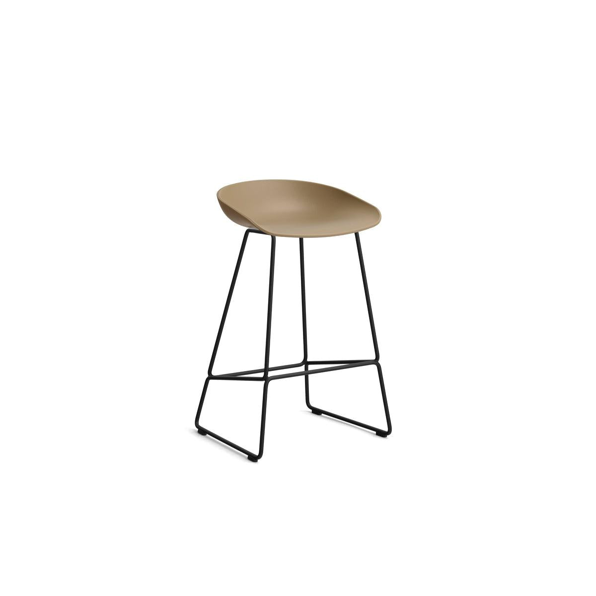 About A Stool AAS 38 – HAY – view 38