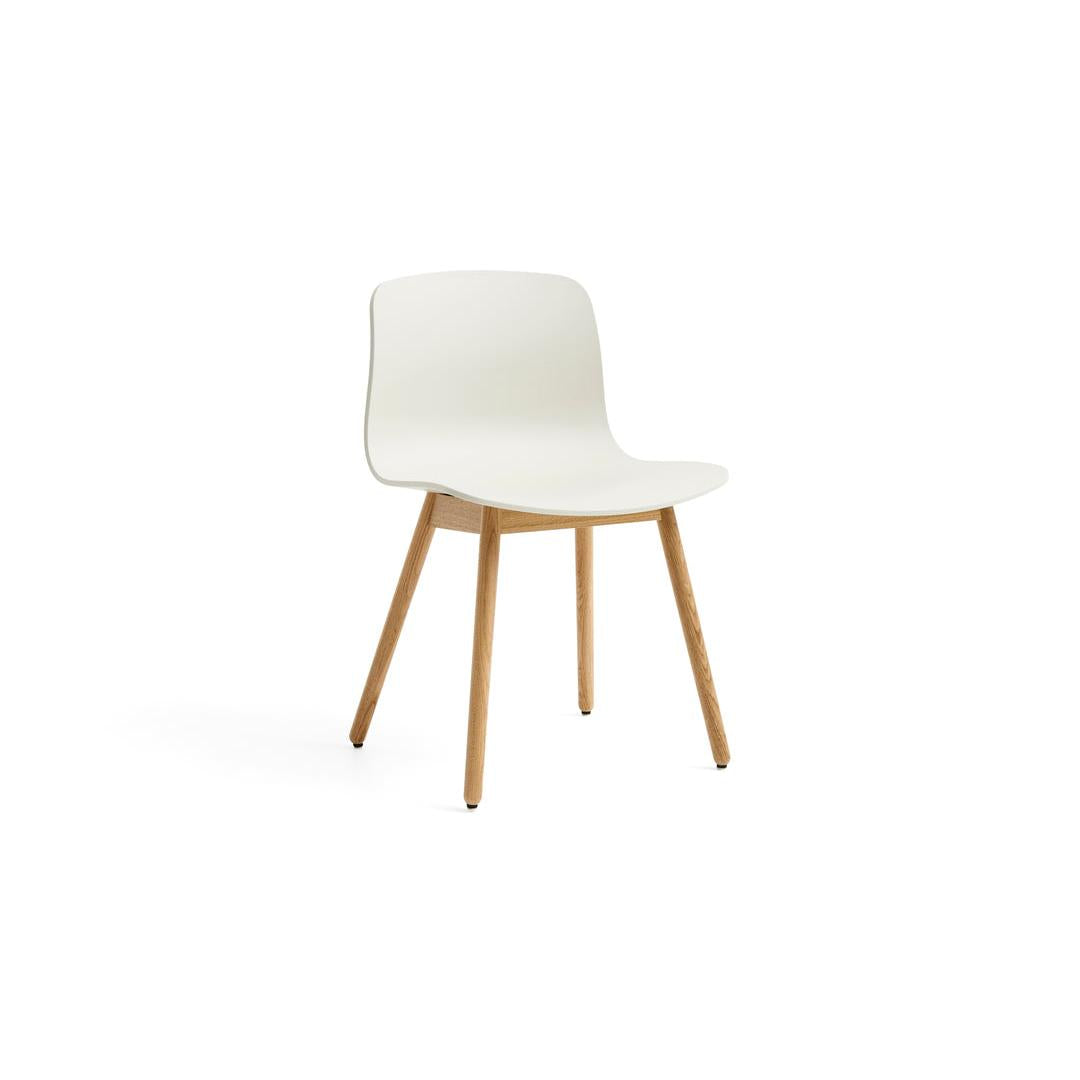 About A Chair AAC 12 – HAY – view 18