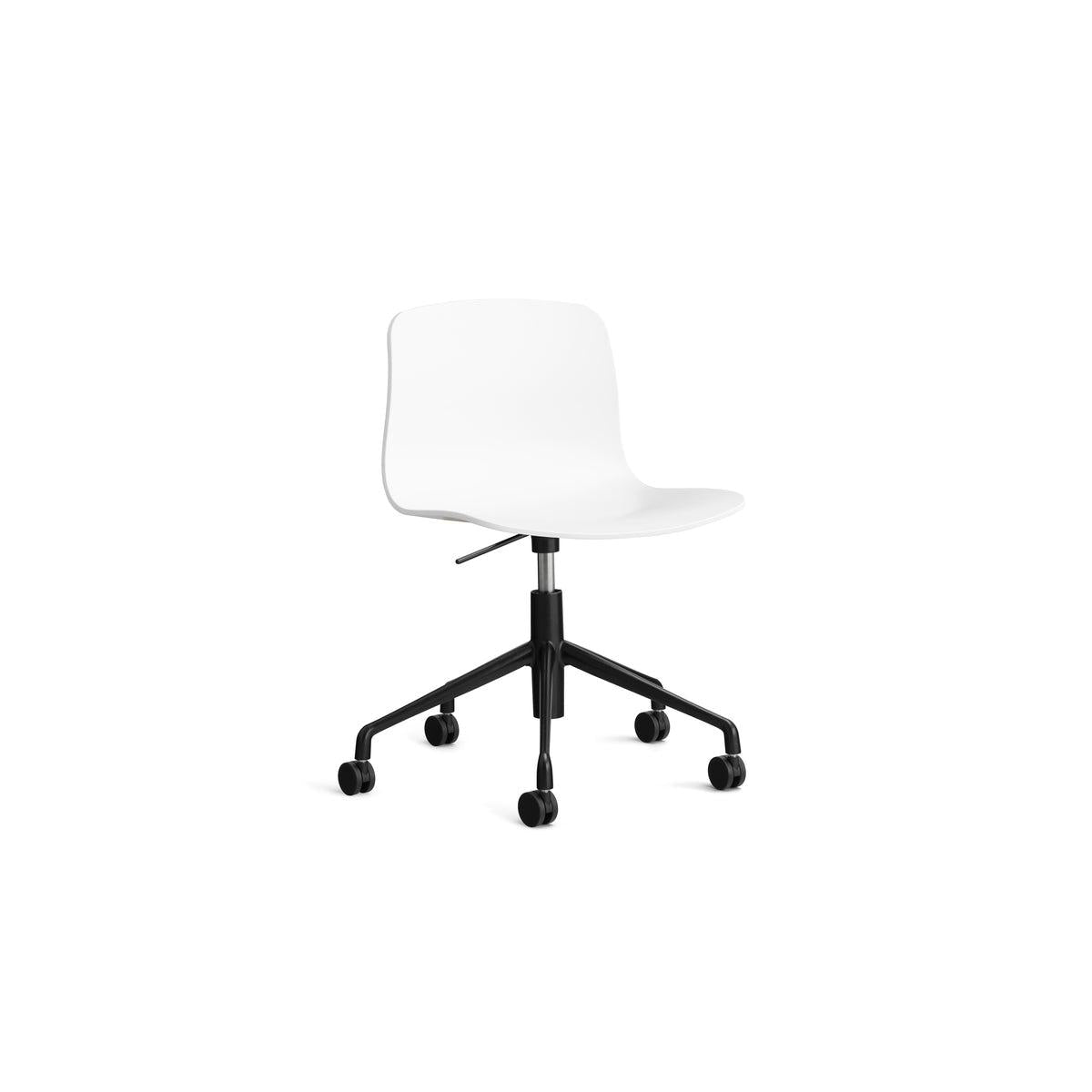 About A Chair AAC 50 – HAY – view 50