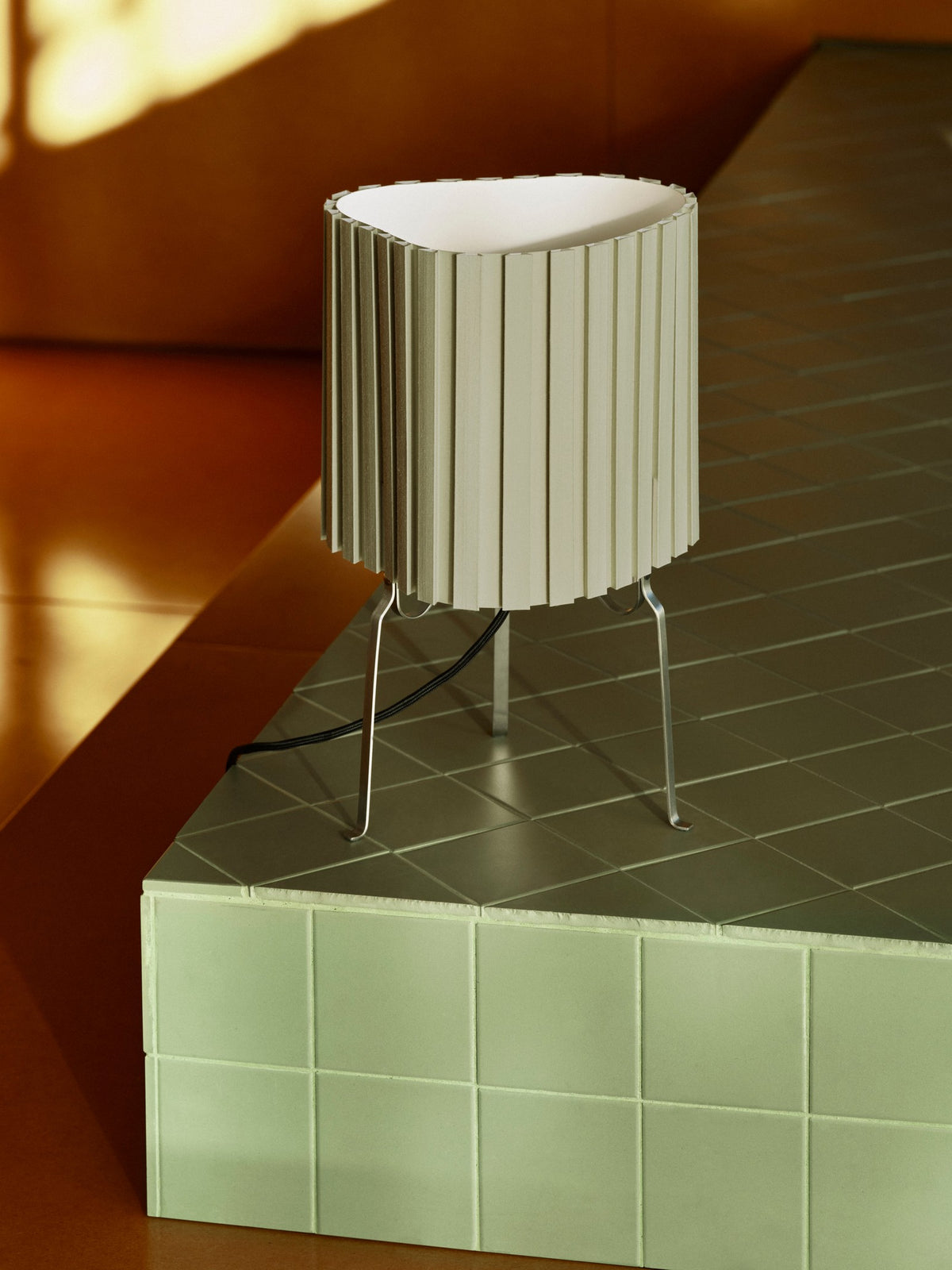 Canelé Table Lamp – HAY – view 9