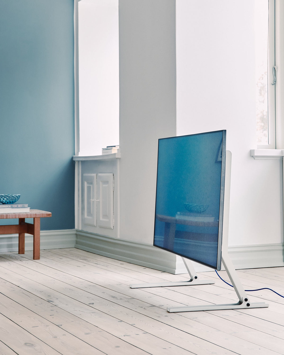 Bendy Low TV-Ständer - Charcoal – Pedestal – Ansicht 4