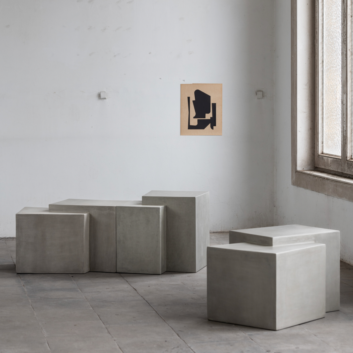 Side Table °1 Concrete Bent – Serax – view 4