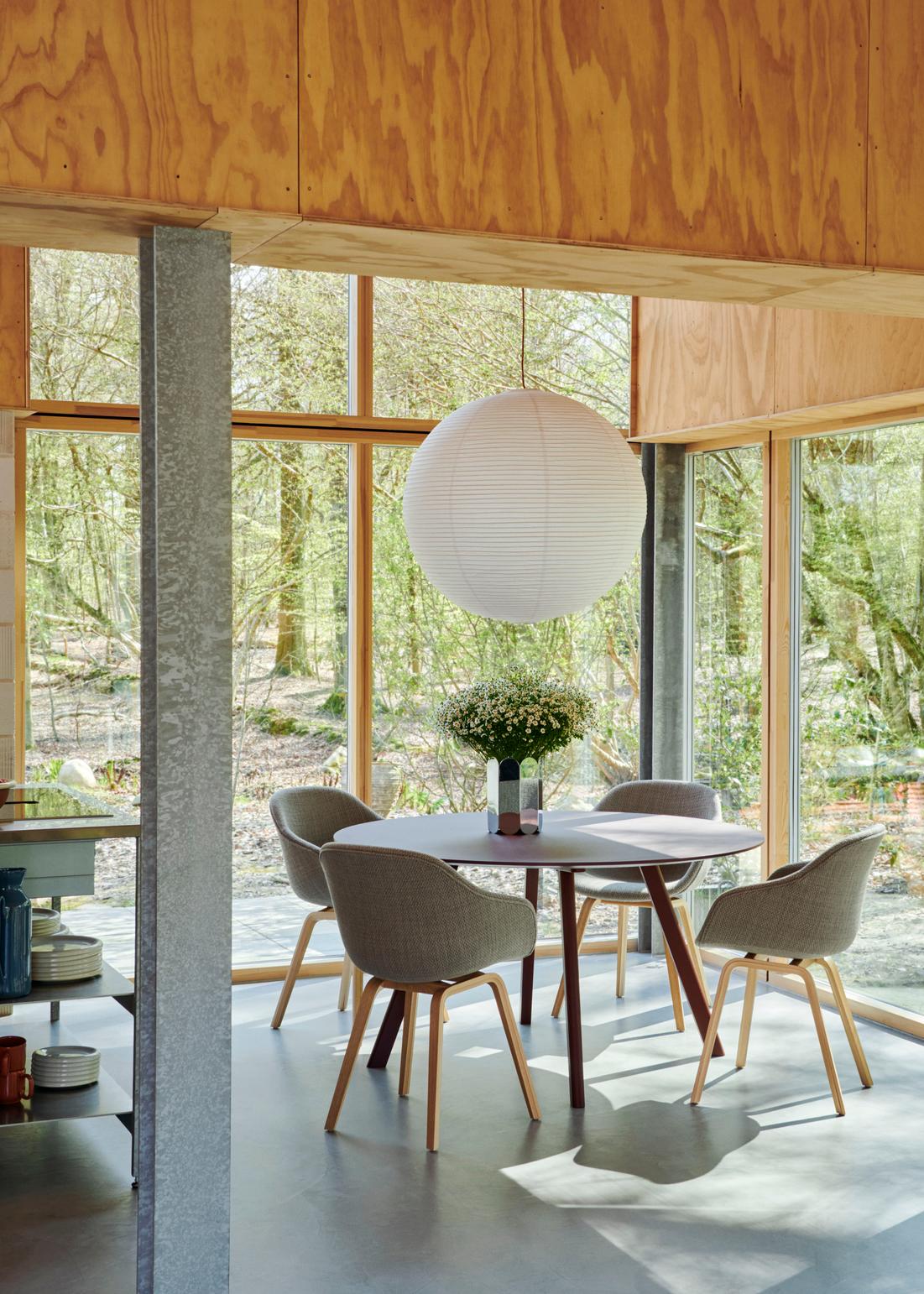 CPH 25 2.0 Table – HAY – view 4