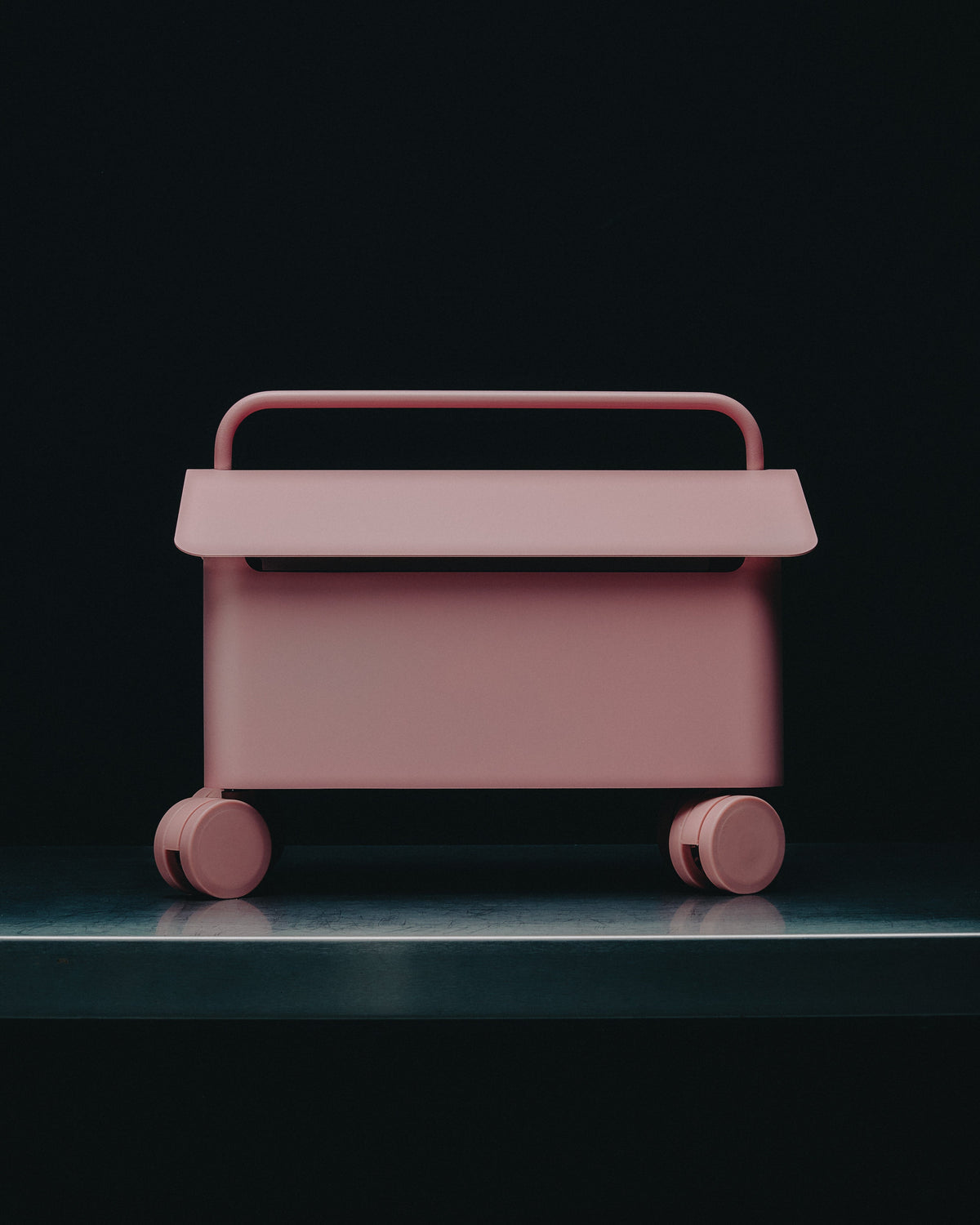 Cable Villa - Bubble Gum – Pedestal – view 4