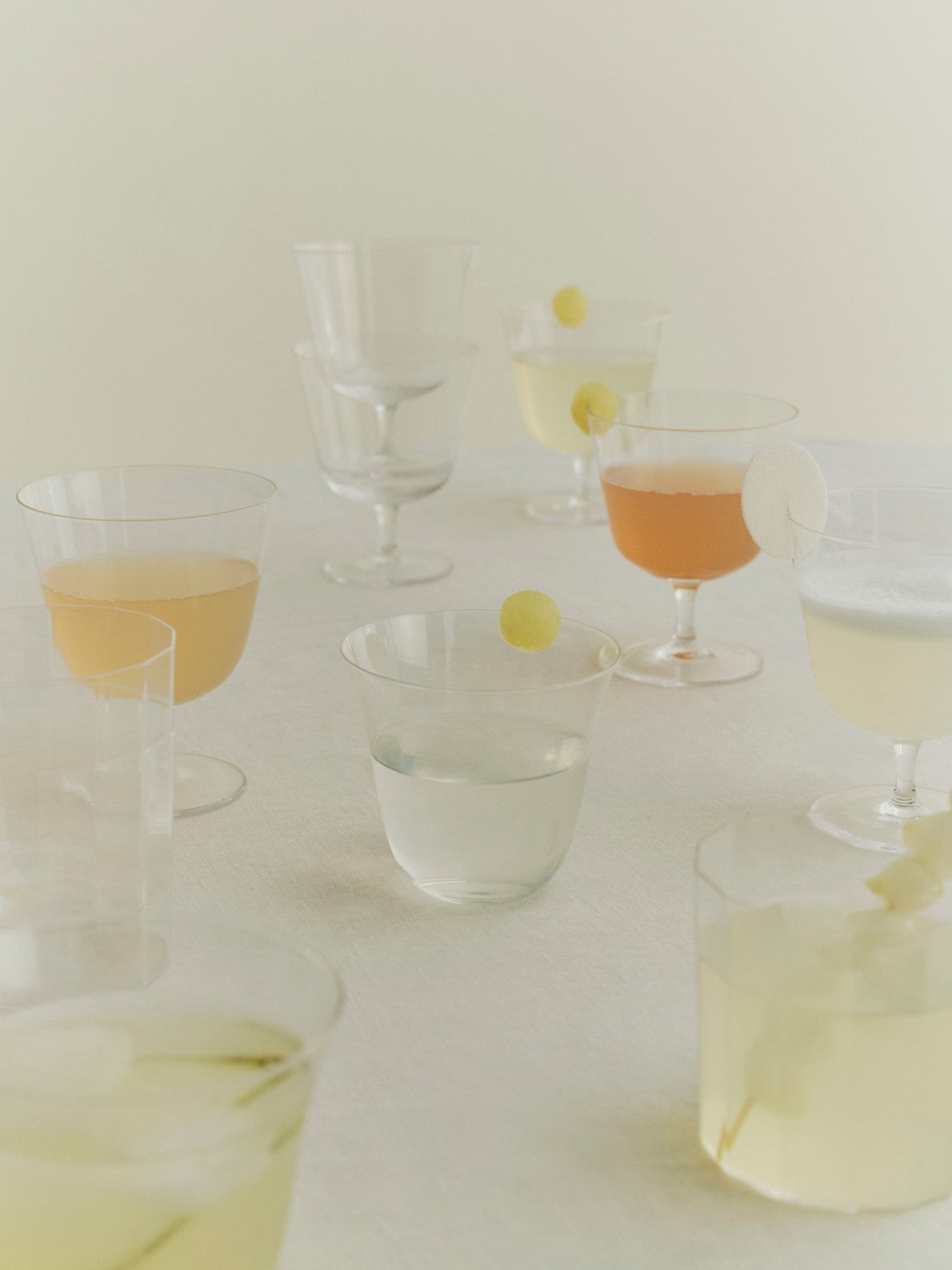 Curve Tumbler Glass – HAY – view 5