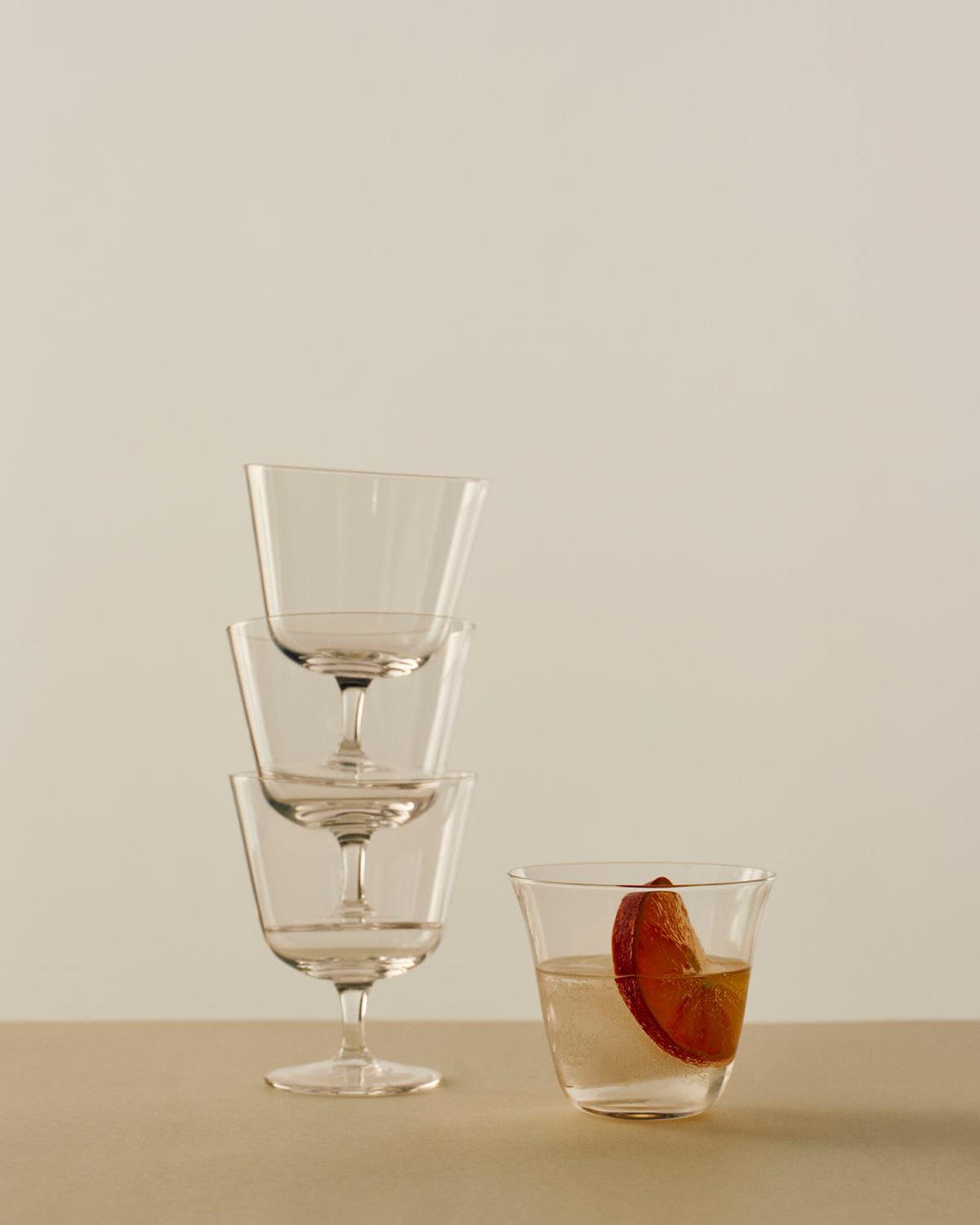 Curve Stem Glass – HAY – view 4