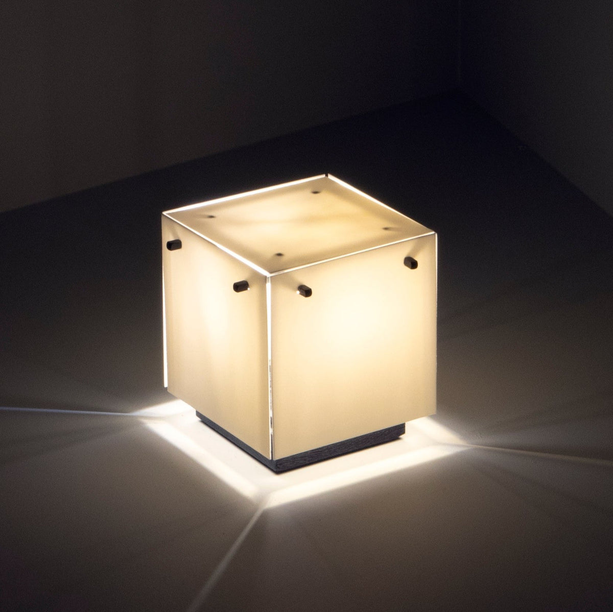 Ann Demeulemeester Table Lamp Laslo – Serax – view 6