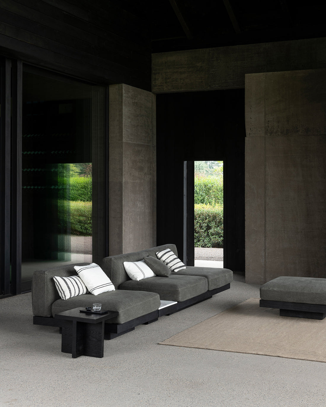 Ottoman incl. Cushion Indoor Smoke – Black Rudolph