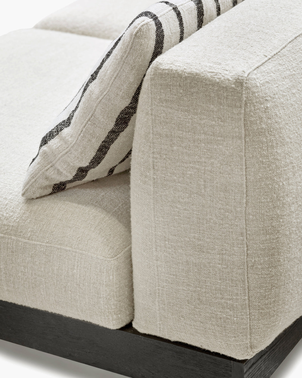 1-Sitzer-Sofa inkl. Kissen für innen Bone – Schwarz Rudolph – Serax – Ansicht 6