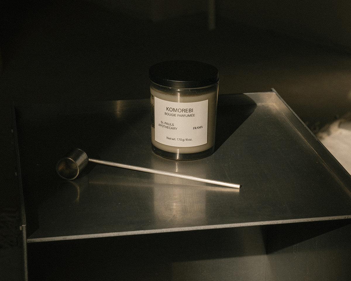 Gift Box: Scented Candle + Snuffer – Komorebi – Frama – view 3
