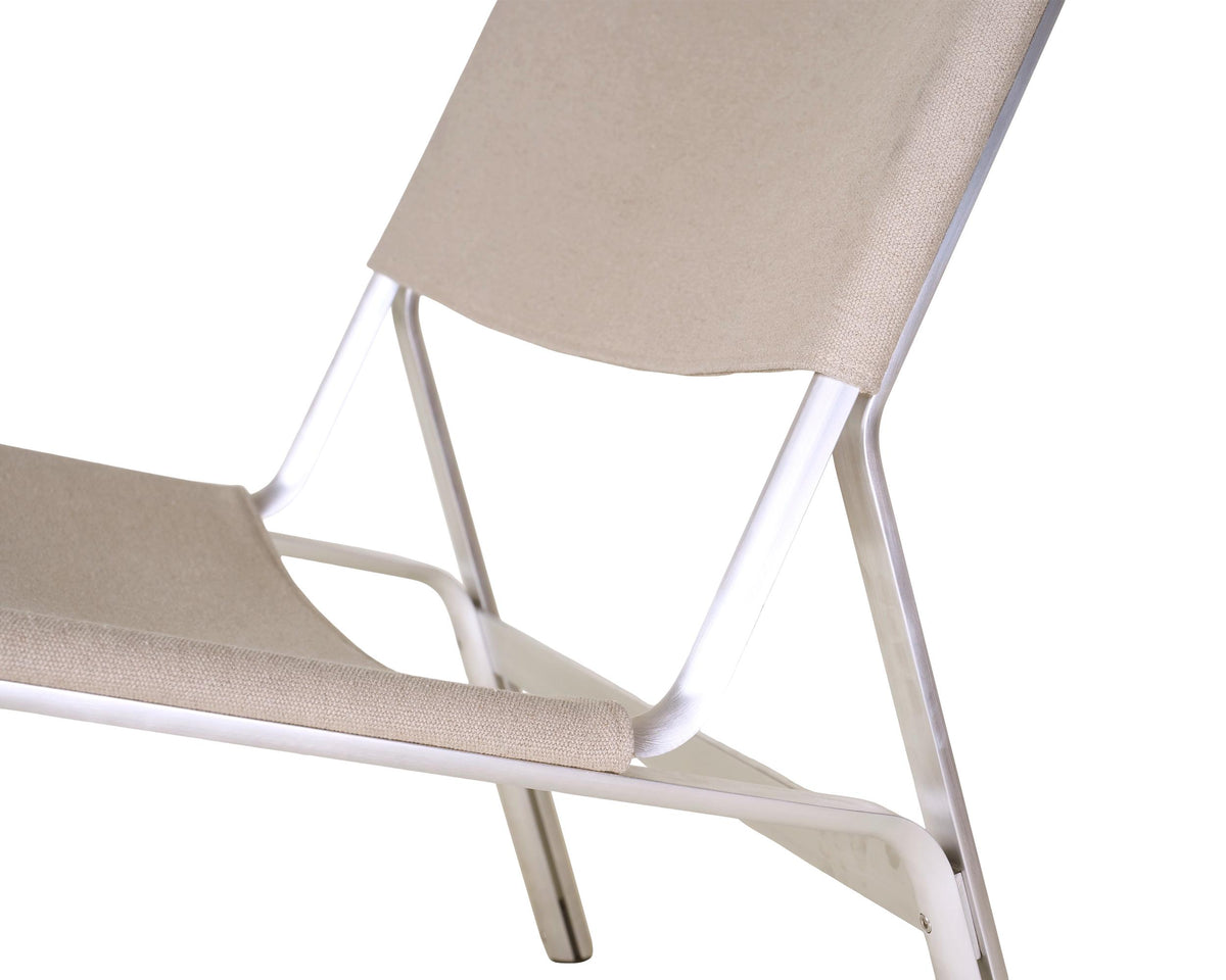 Union Easy Chair – Aluminum / Sandstone Linen – Frama – view 3