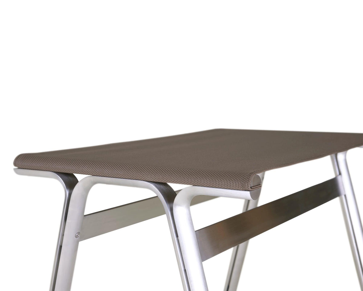 Union Stool – Aluminum / Taupe Mesh – Frama – view 5