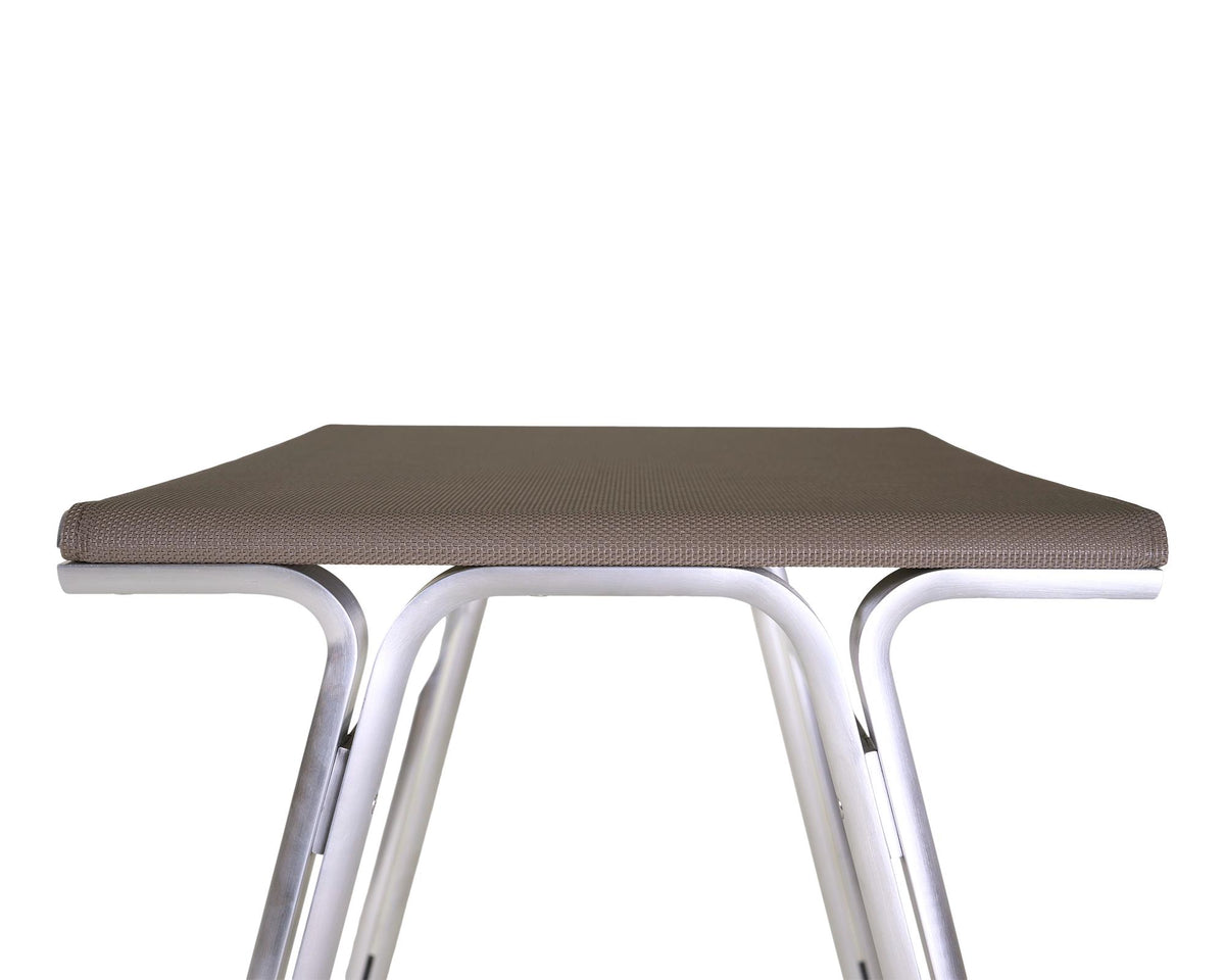 Union Stool – Aluminum / Taupe Mesh – Frama – view 6
