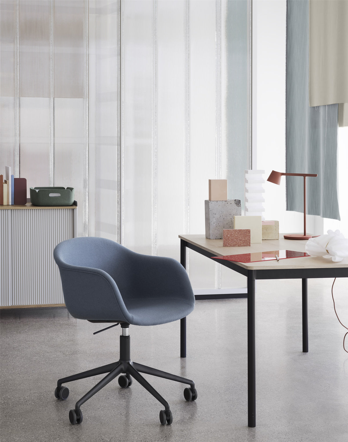 Tip Table Lamp – Muuto – view 3