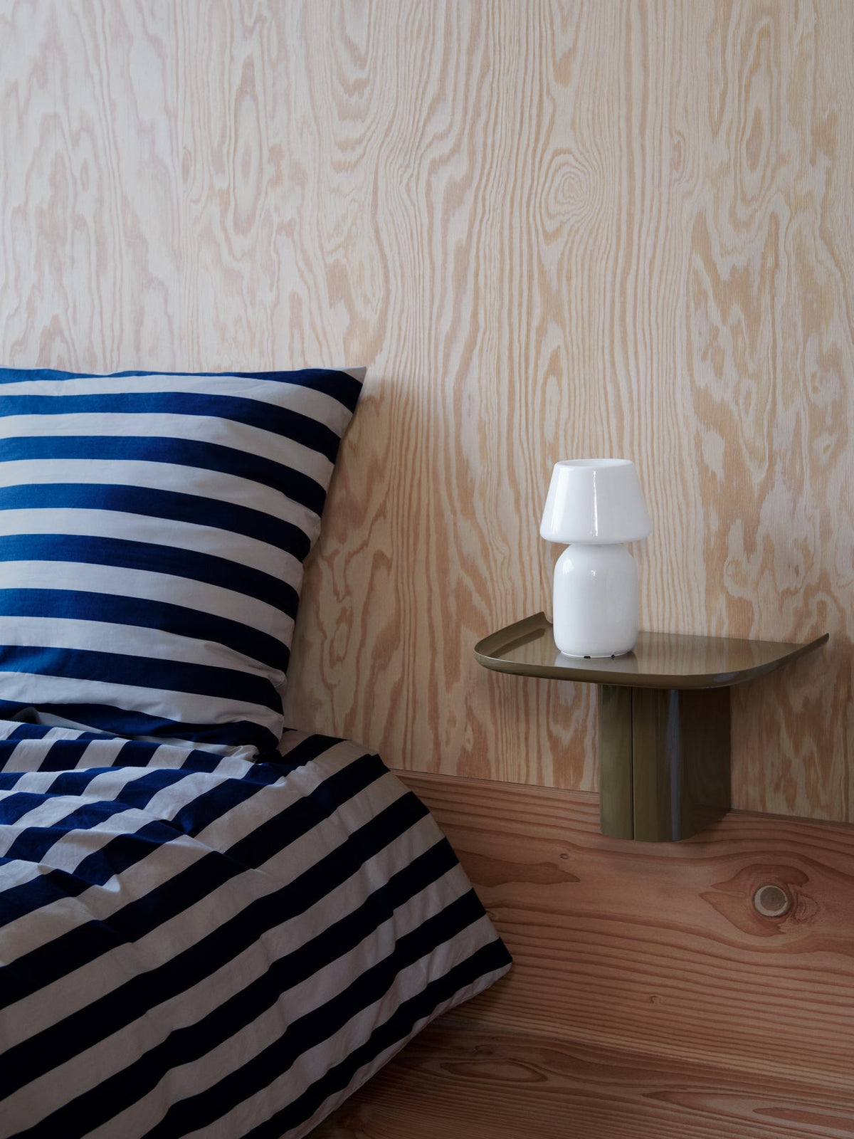 Korpus Shelf – HAY – view 21