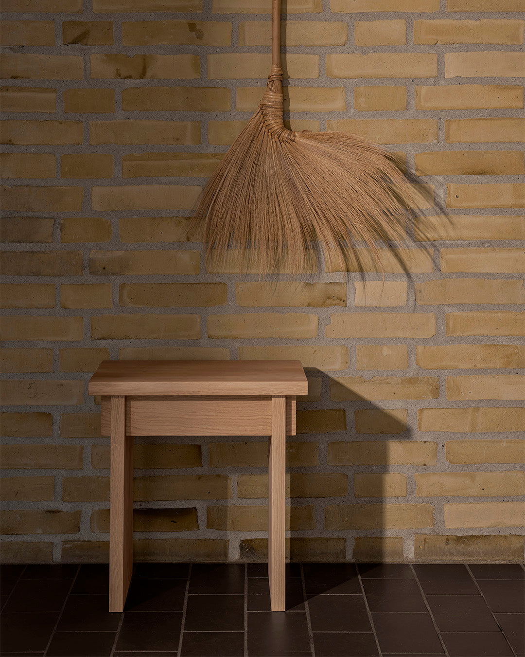 Artisan Stool – Warm Oak