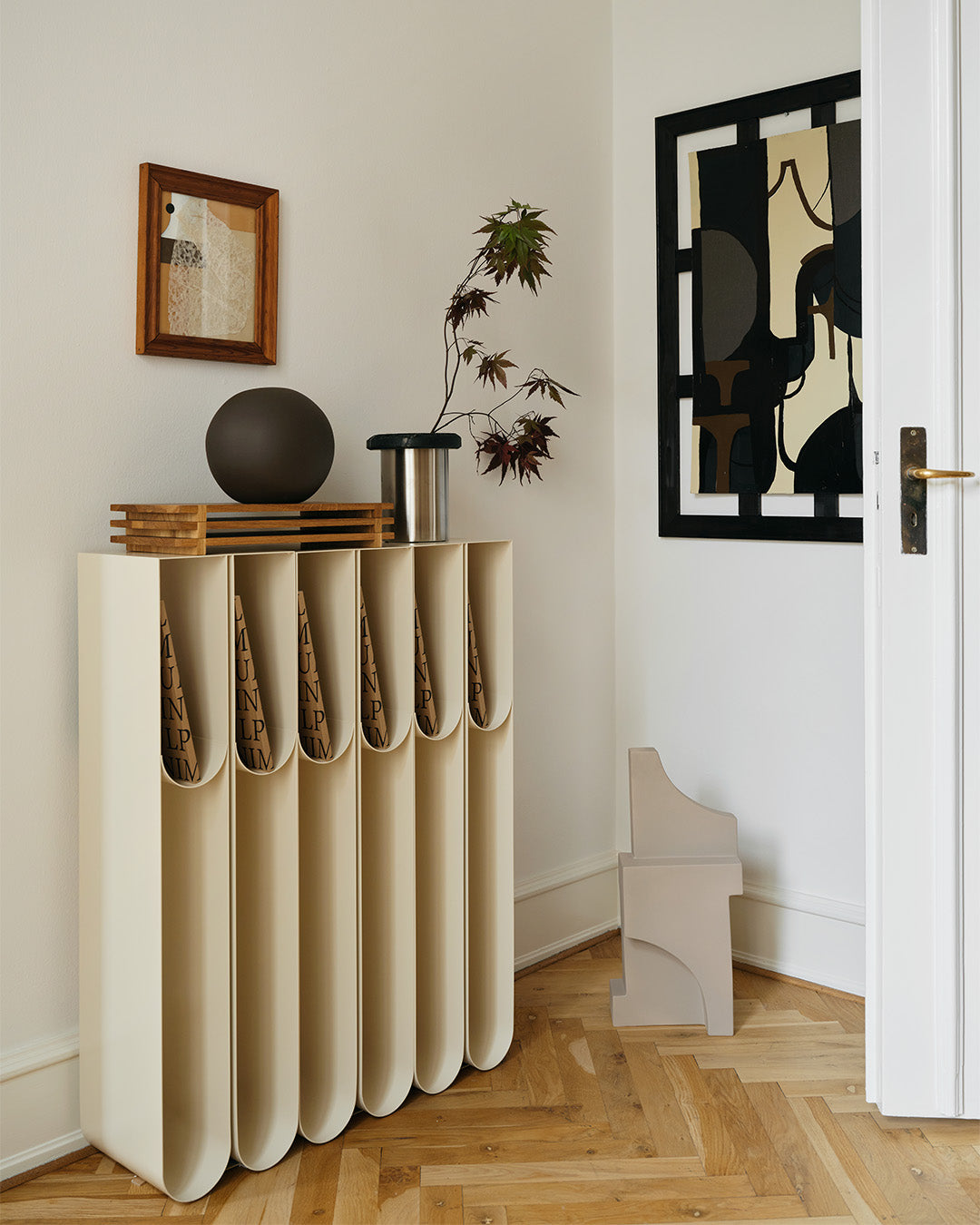 Curved Podest Beige – Kristina Dam Studio – Ansicht 4
