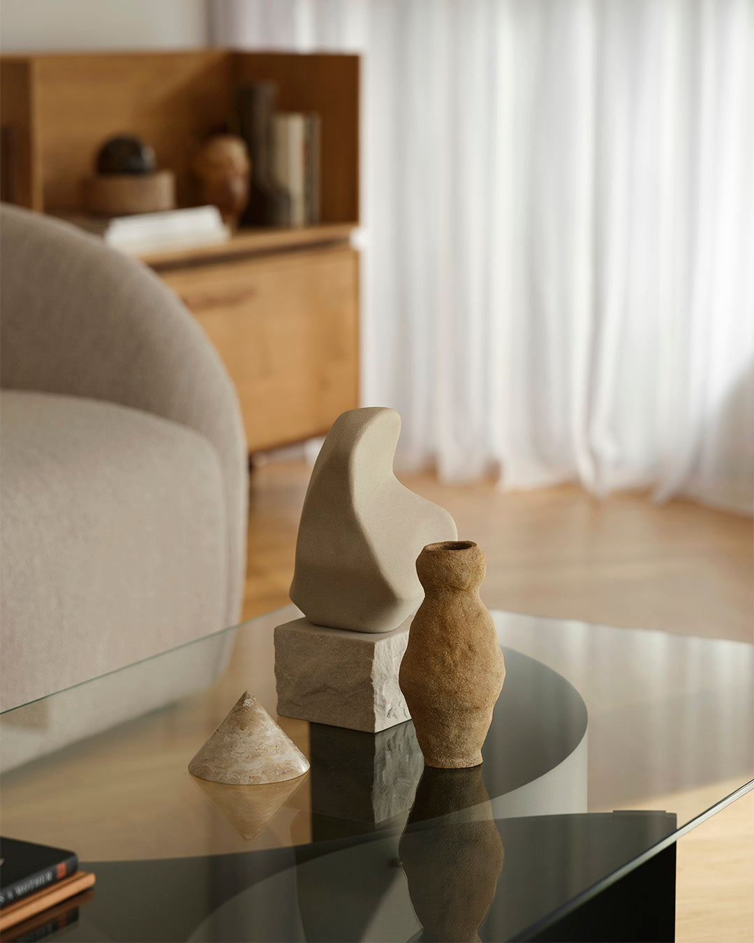 Curated Couchtisch Schwarz – Kristina Dam Studio – Ansicht 6