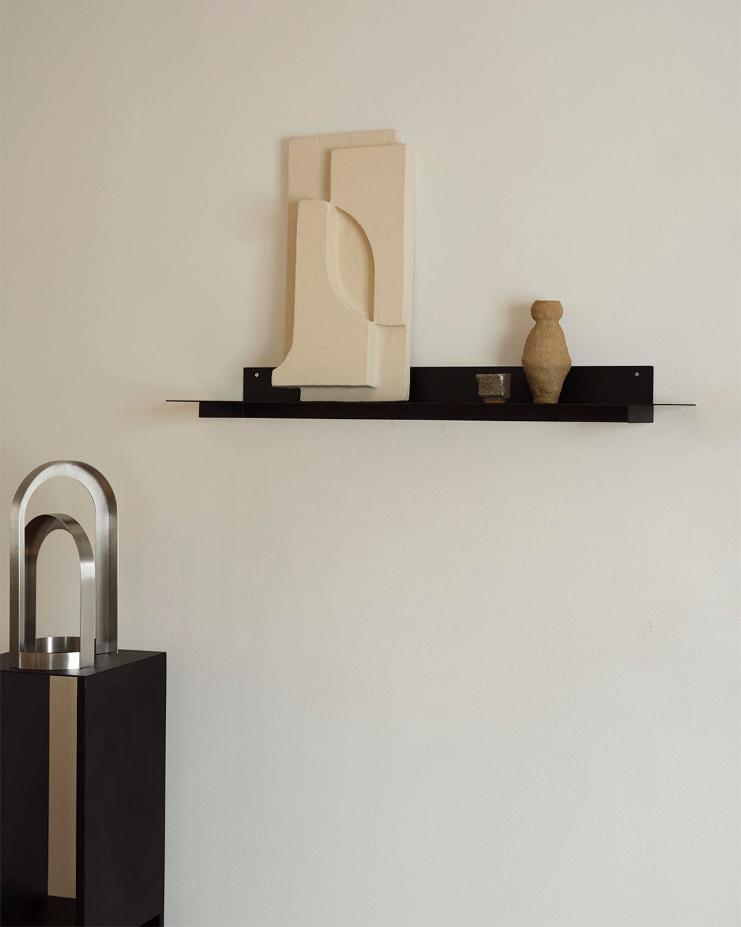 Planar Wall Shelf S Black