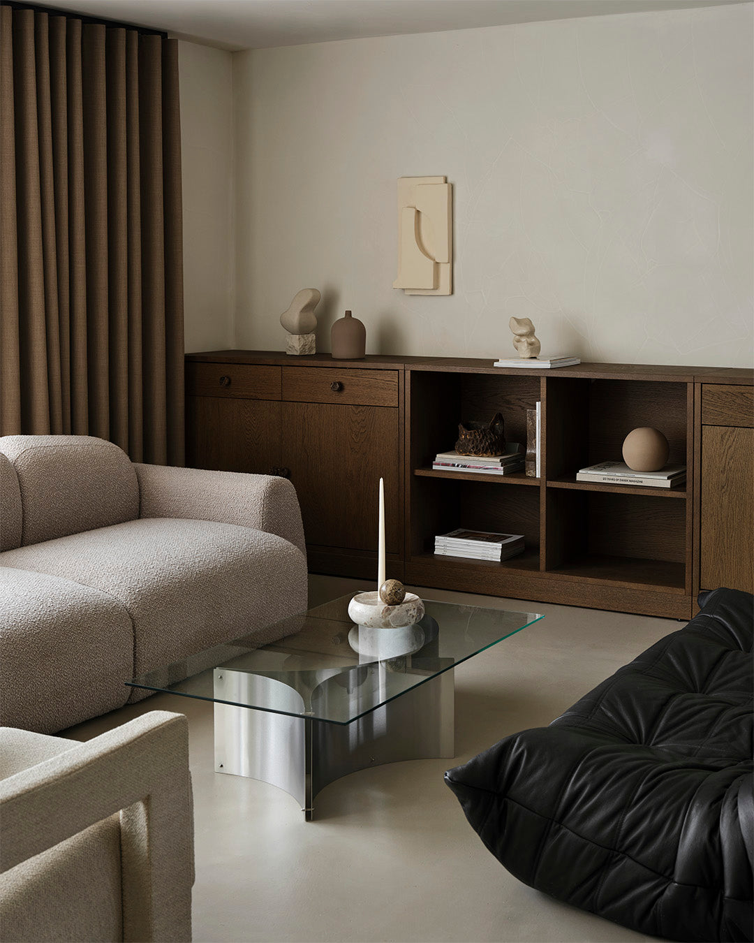 Curated Coffee Table Brushed – Kristina Dam Studio – view 5