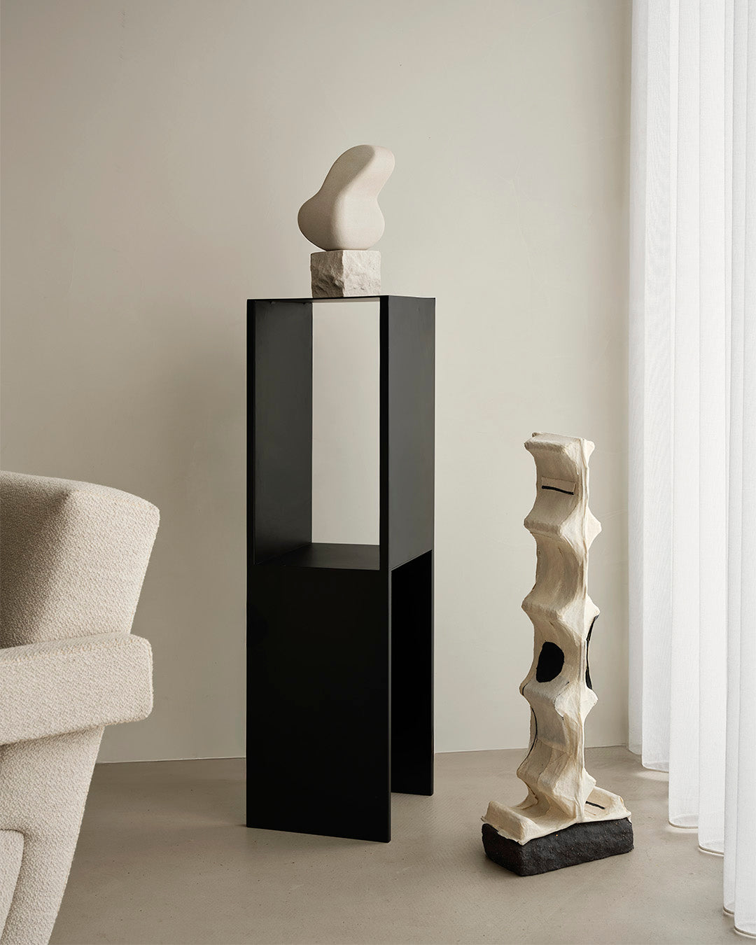 Profile Pedestal – Black