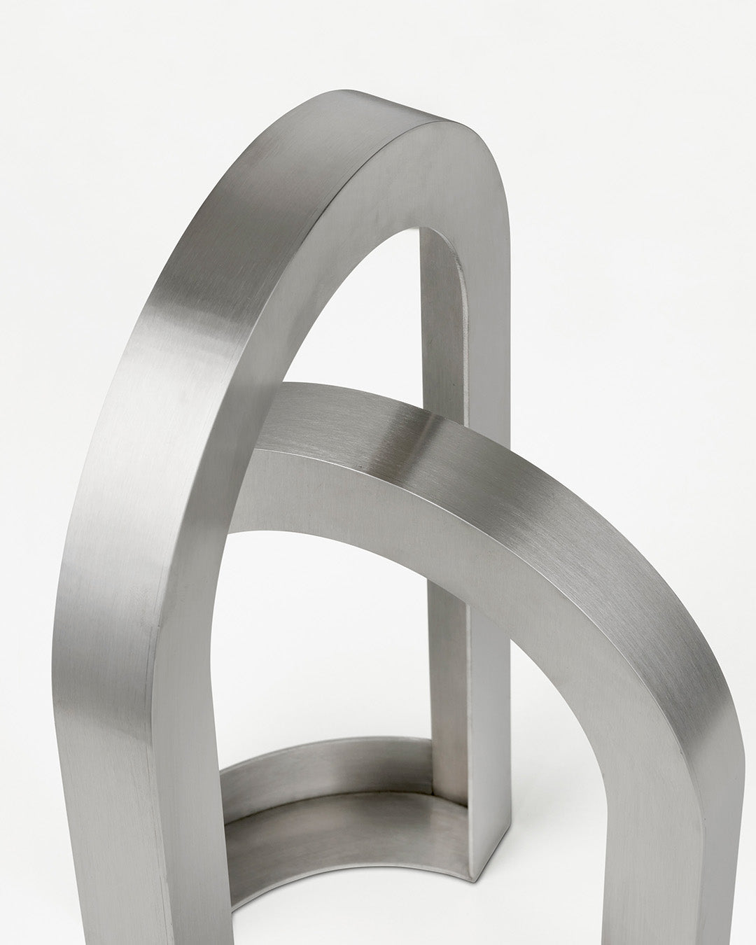 Arch Sculpture Brushed
