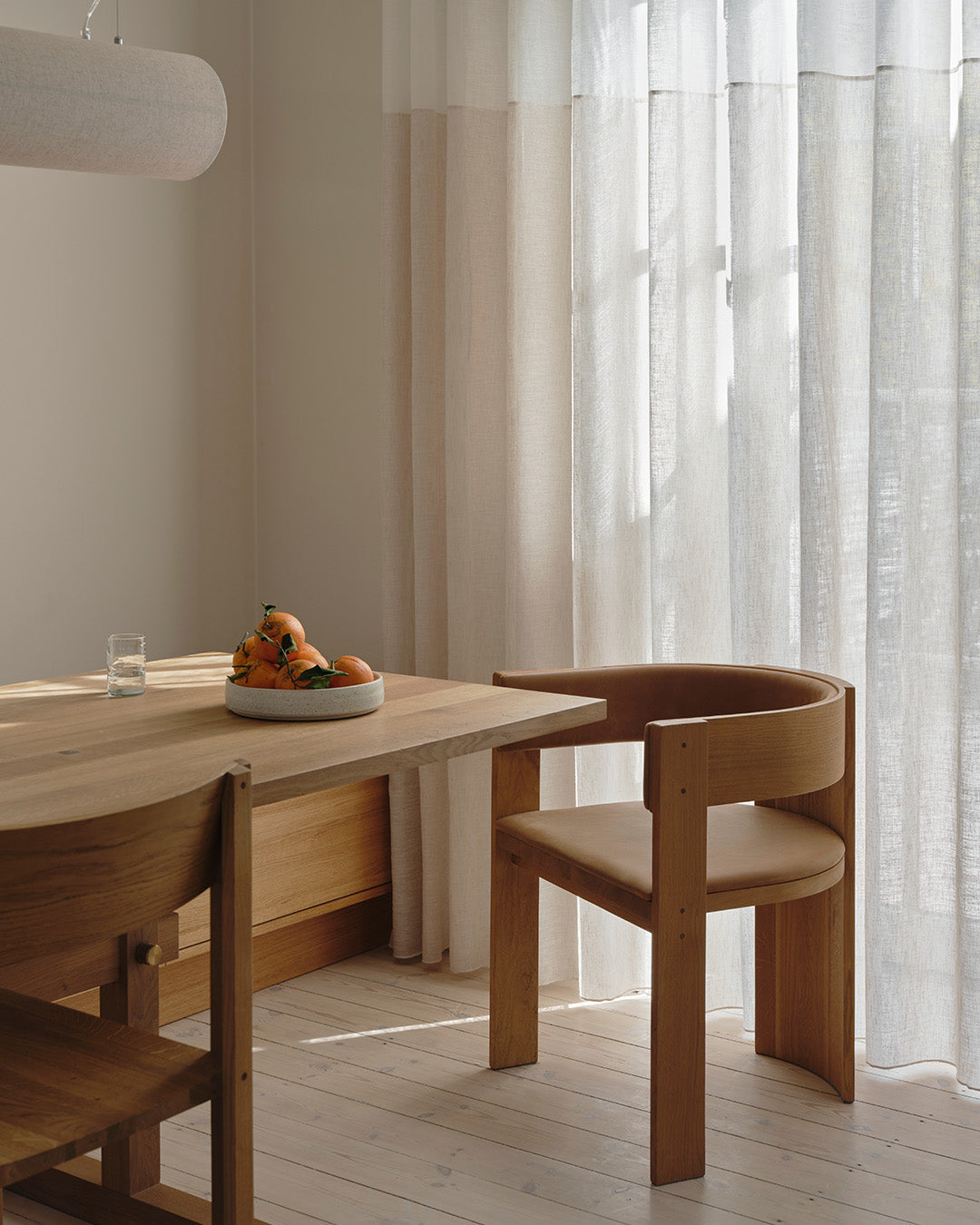 Collector Dining Chair – Warm Oak/Cognac