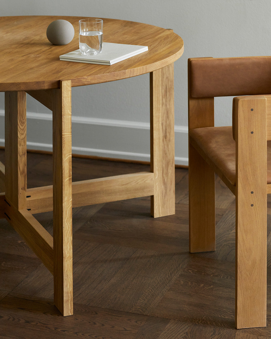 Collector Dining Table – Warm Oak – Kristina Dam Studio – view 4