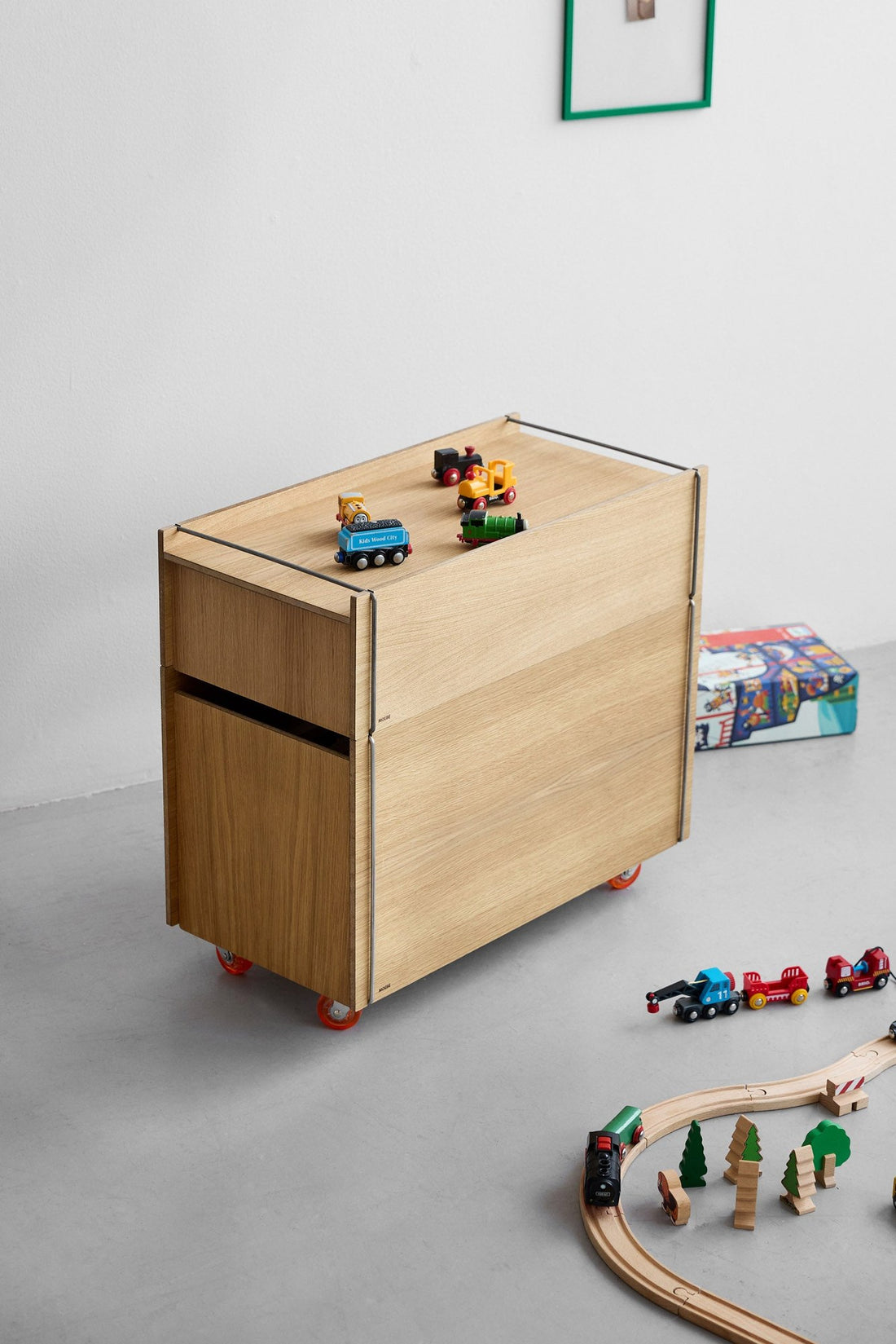 Storage Tower – Low - Storage - MOEBE
