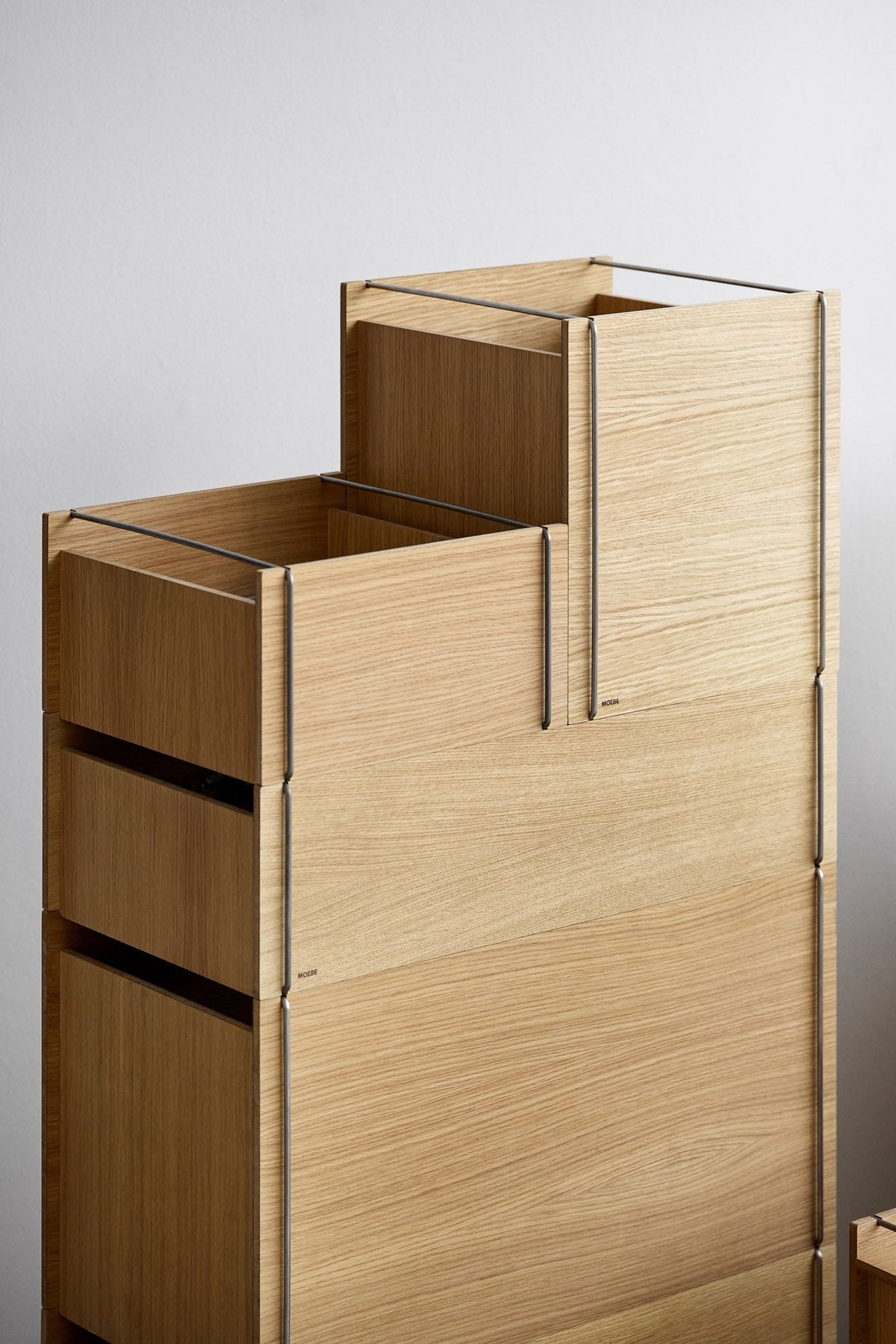 Storage Tower – Medium - Storage - MOEBE